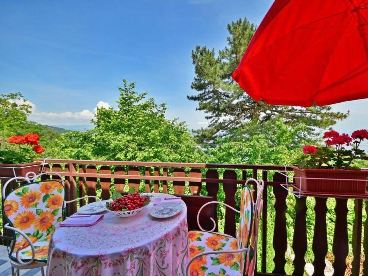Comfy And Warm Ap With Balcony Surrounded With Beautiful Nature Lovran Exterior photo